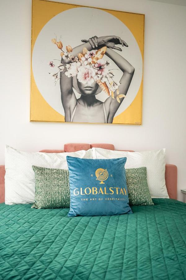 Globalstay. Amazing Downtown Apartments تورونتو المظهر الخارجي الصورة