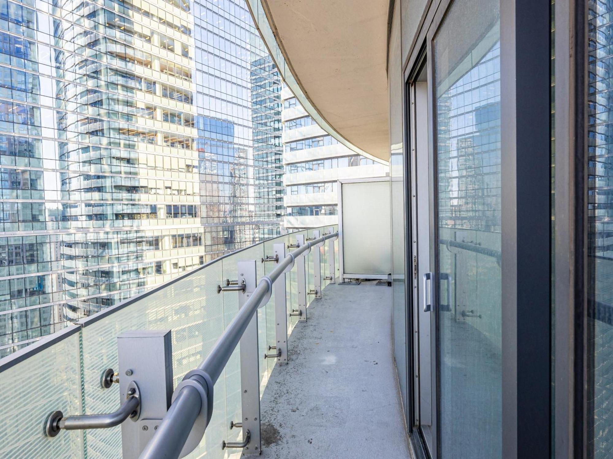 Globalstay. Amazing Downtown Apartments تورونتو المظهر الخارجي الصورة